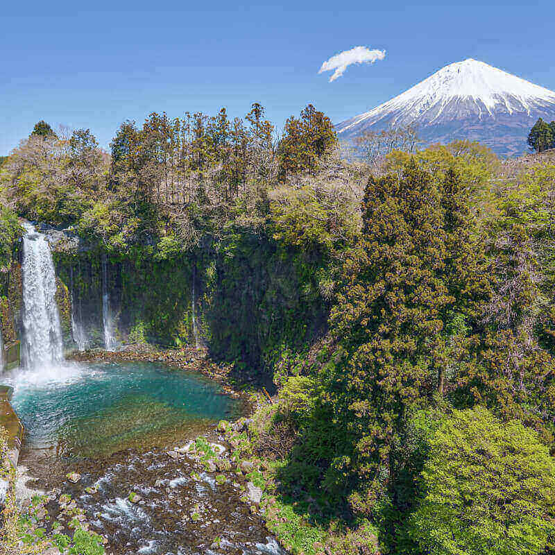 wasserfall-und-fuji-san