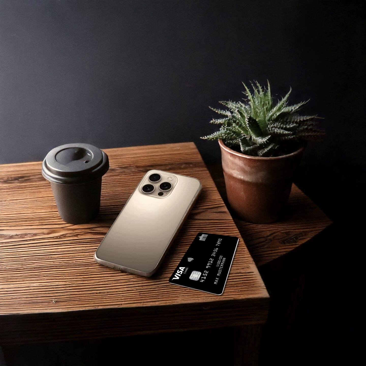 iphone-und-deutschland-kreditkarte-auf-dem-tisch