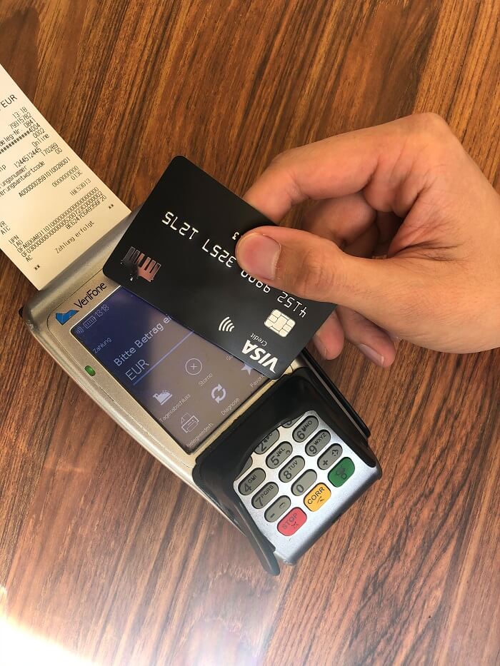 Deutschland-Kreditkarte bezahlt am Terminal